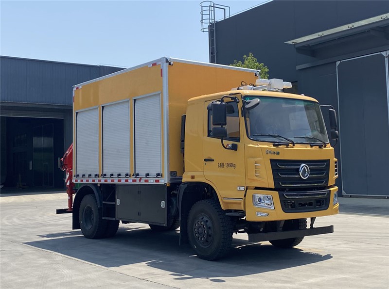 CSC5120XZMD6型搶險(xiǎn)救援照明車