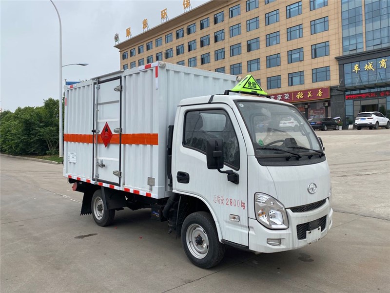 CSC5031XRYSH6型易燃液體廂式運(yùn)輸車(chē)