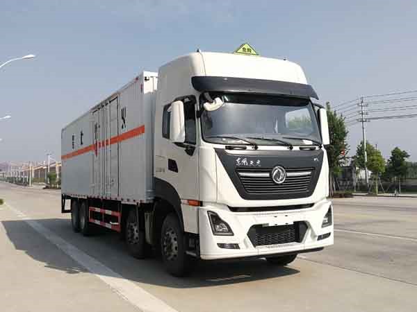 CSC5320XRQD6型易燃氣體廂式運輸車