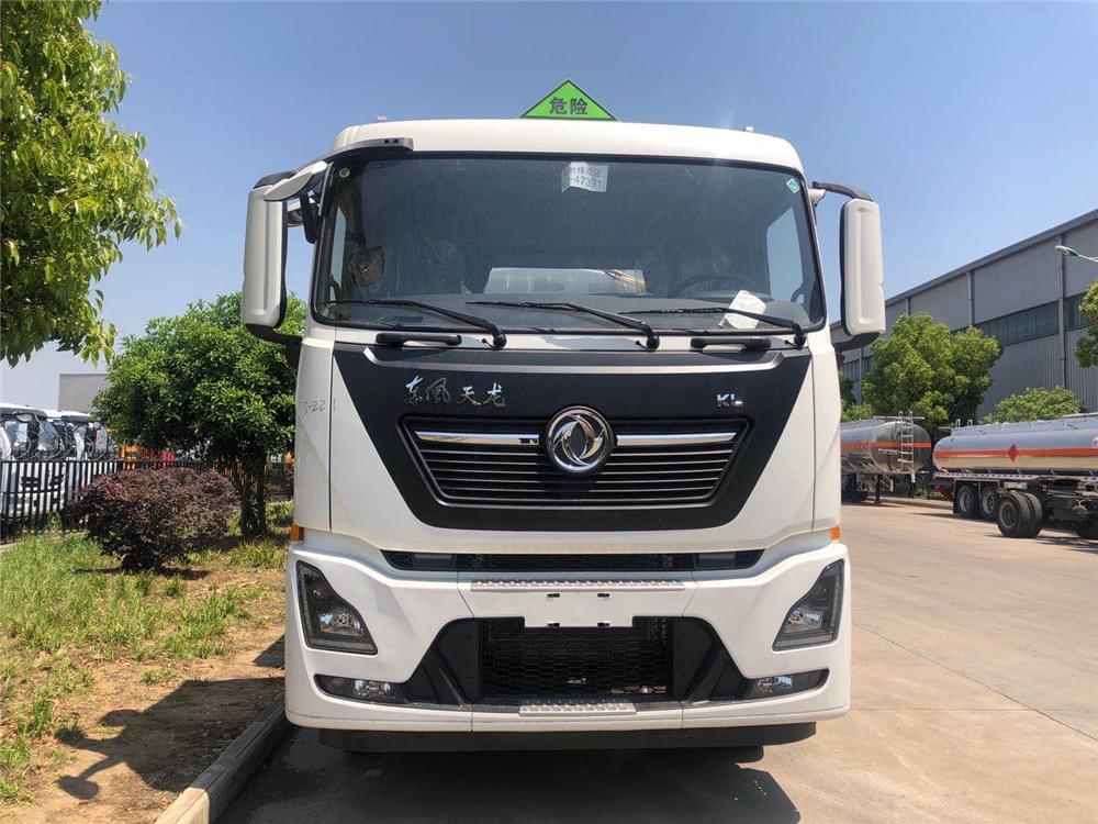 國六東風(fēng)天龍前四后八25.2方油罐車